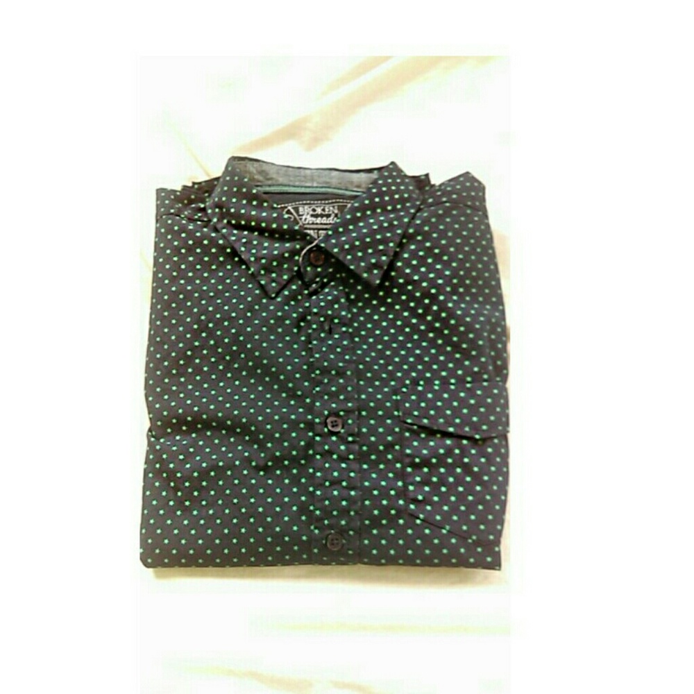 Button up - Picture 2 of 3